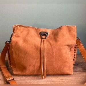 Elegant Tan Suede Shoulder Bag